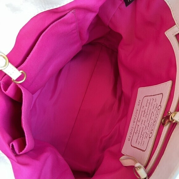 COACH 10858 Legacy Multi-Stripe Hobo Shoulder Bag Authentication‎ Certificate - Picture 16 of 16